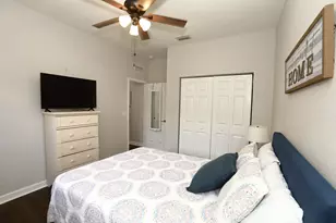 807 E Village Cir, Davie, FL 33325 - Photo 25