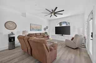 709 SW Jacoby Ave, Port Saint Lucie, FL 34953 - Photo 19