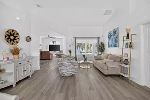 709 SW Jacoby Ave, Port Saint Lucie, FL 34953 - Photo 9