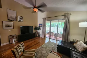 10246 SW 16th Ct, Pembroke Pines, FL 33025 - Photo 17