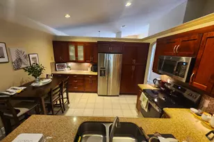 10246 SW 16th Ct, Pembroke Pines, FL 33025 - Photo 15