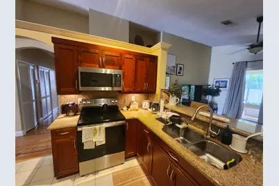 10246 SW 16th Court, Pembroke Pines, FL 33025 - Photo 13