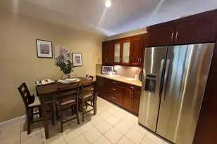 10246 SW 16th Ct, Pembroke Pines, FL 33025 - Photo 11