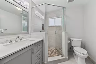 121 NE 55th St, Oakland Park, FL 33334 - Photo 7