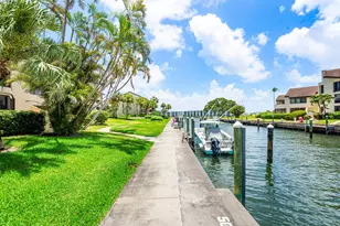 1125 E Marine Way E, North Palm Beach, FL 33408 - Photo 5