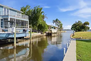 2534 SW Conch Cove Ln, Palm City, FL 34990 - Photo 35