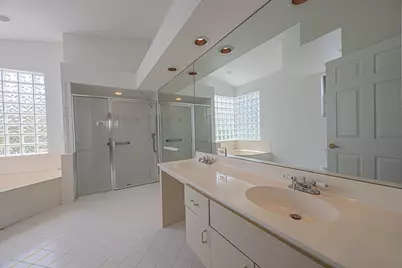 10206 Allamanda Boulevard, Palm Beach Gardens, FL 33410 - Photo 19