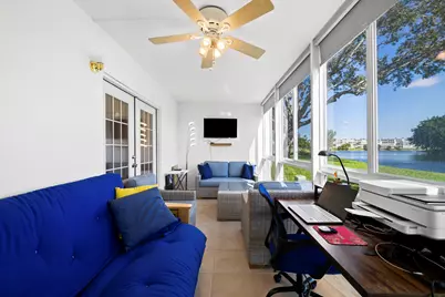 1111 Cambridge E, Deerfield Beach, FL 33442 - Photo 3
