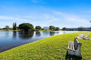 1111 Cambridge E, Deerfield Beach, FL 33442 - Photo 7