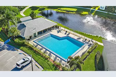 1901 Sabal Ridge Court #D, Palm Beach Gardens, FL 33418 - Photo 9