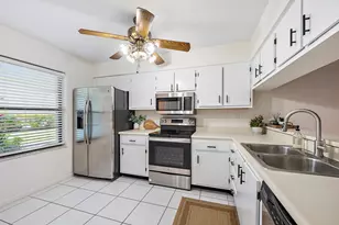 1901 Sabal Ridge Ct, Palm Beach Gardens, FL 33418 - Photo 11