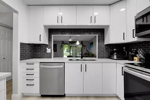 530 Westree Ln, Plantation, FL 33324 - Photo 7