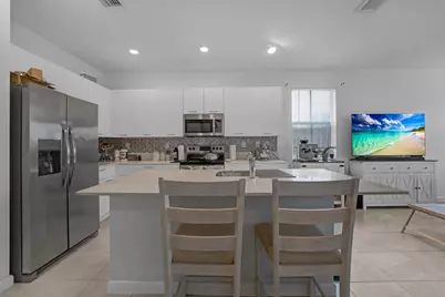 2409 NW 131st Circle, Miami, FL 33167 - Photo 3