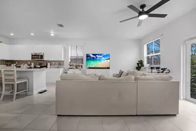 2409 NW 131st Circle, Miami, FL 33167 - Photo 9