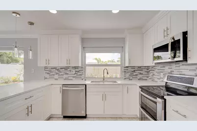 521 SW 63rd Terrace, Margate, FL 33068 - Photo 7
