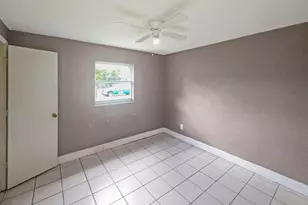 715 N 10th St, Fort Pierce, FL 34950 - Photo 5