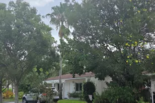 1152 Bayview Dr, Fort Lauderdale, FL 33304 - Photo 11