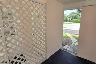 1152 Bayview Dr, Fort Lauderdale, FL 33304 - Photo 15