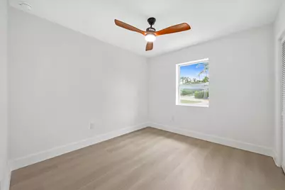 1803 Service Road, North Palm Beach, FL 33408 - Photo 19