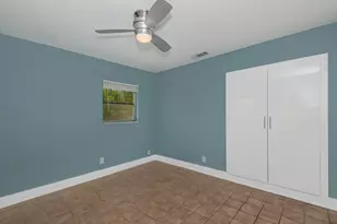 2275 SE 6th St, Pompano Beach, FL 33062 - Photo 15