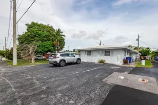 2275 SE 6th St, Pompano Beach, FL 33062 - Photo 29