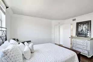 1051 Hillsboro Mile, Hillsboro Beach, FL 33062 - Photo 17