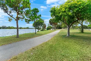 3160 Lake Osborne Dr, Lake Worth Beach, FL 33461 - Photo 17