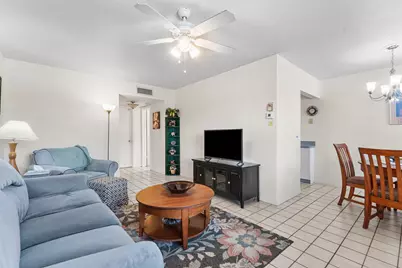 3160 Lake Osborne Drive #Bldg 6 Unit 206, Lake Worth Beach, FL 33461 - Photo 5