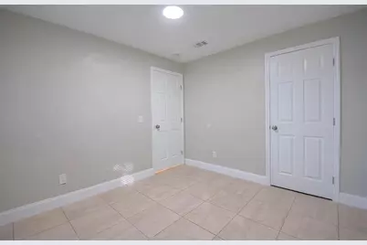 508 N 23rd Street, Fort Pierce, FL 34950 - Photo 9