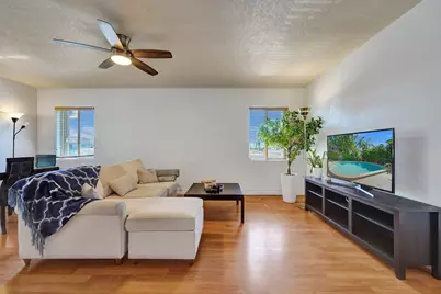 1423 Holly Heights Drive #12, Fort Lauderdale, FL 33304 - Photo 7