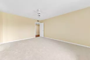 2820 Tennis Club Dr, West Palm Beach, FL 33417 - Photo 21