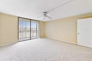 2820 Tennis Club Dr, West Palm Beach, FL 33417 - Photo 17