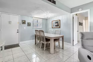721 Lori Dr, Palm Springs, FL 33461 - Photo 13