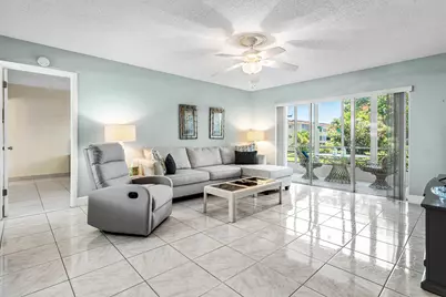 721 Lori Drive #208, Palm Springs, FL 33461 - Photo 3