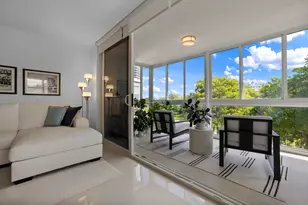3930 Oaks Clubhouse Dr, Pompano Beach, FL 33069 - Photo 11
