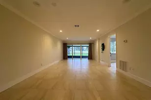 9638 NW 65th St, Tamarac, FL 33321 - Photo 5