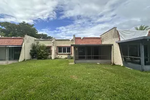 9638 NW 65th St, Tamarac, FL 33321 - Photo 27