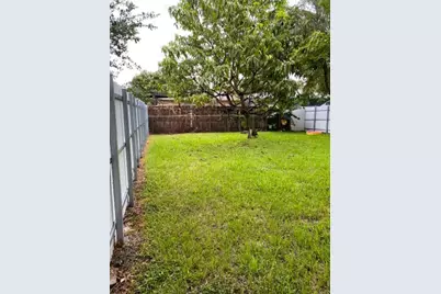 18951 SW 113th Place, Miami, FL 33157 - Photo 13