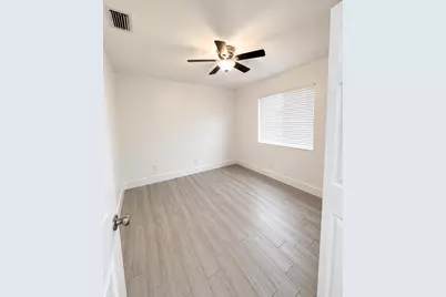 134 NW 57th Street, Oakland Park, FL 33309 - Photo 11