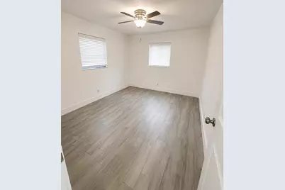 134 NW 57th Street, Oakland Park, FL 33309 - Photo 9