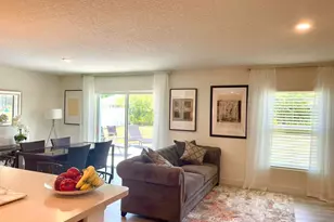 1348 SE Bayharbor St, Port Saint Lucie, FL 34983 - Photo 9
