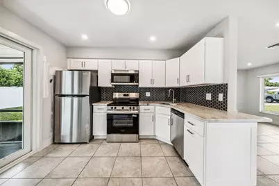 4800 NE 4th Avenue, Fort Lauderdale, FL 33334 - Photo 3