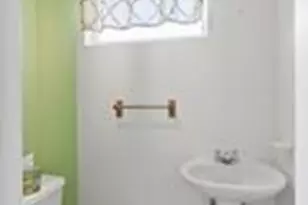 1705 NE 26th Ave, Fort Lauderdale, FL 33305 - Photo 9