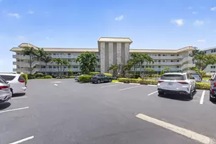 52 Yacht Club Dr, North Palm Beach, FL 33408 - Photo 41