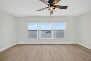 52 Yacht Club Dr, North Palm Beach, FL 33408 - Photo 15