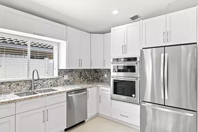 13513 NW 7th Street, Plantation, FL 33325 - Photo 11