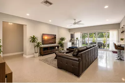 431 SE 5th Avenue, Pompano Beach, FL 33060 - Photo 23