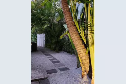 5760 NE 27th Avenue #B, Fort Lauderdale, FL 33308 - Photo 11