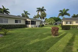 2737 Emory Dr E, West Palm Beach, FL 33415 - Photo 13
