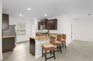 11200 SW Hadley St, Port Saint Lucie, FL 34987 - Photo 9